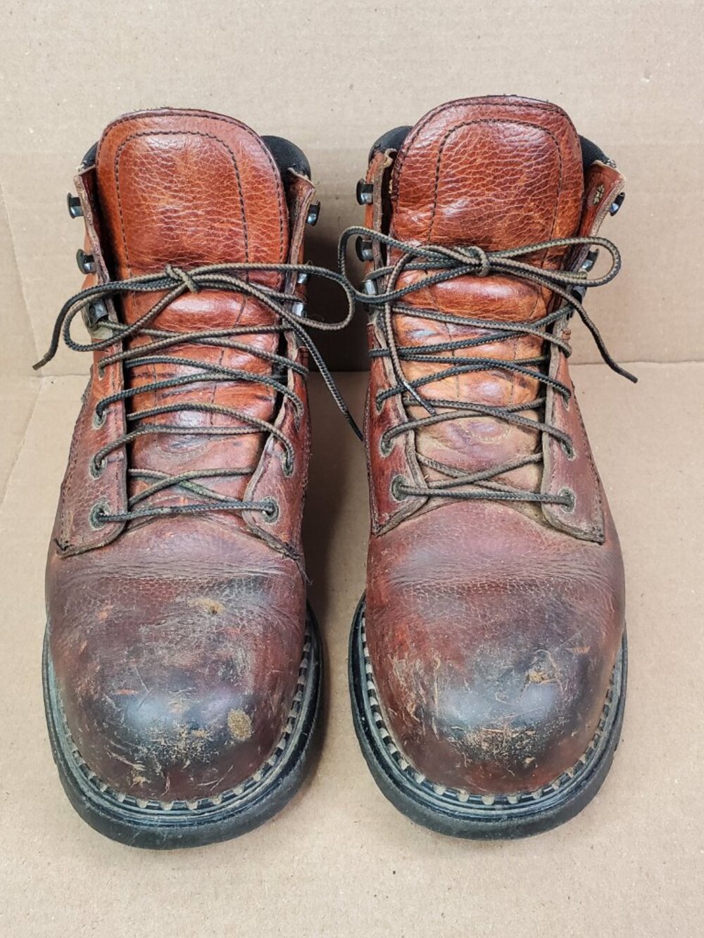 Red Wing Shoes Men’s 11 E2 Steel Toe Brown Leather Work Boots 2226 Oil Resistant